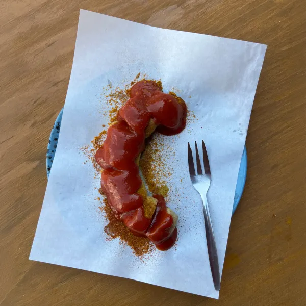 Currywurst without intestines at Bier's Mini in Kantstraße